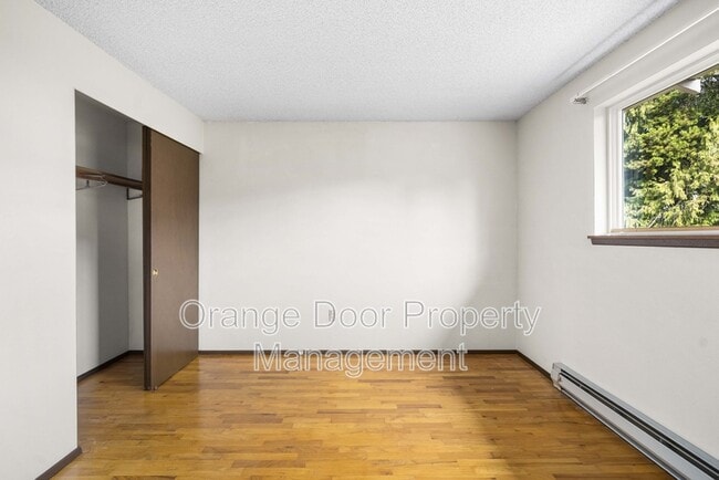 Building Photo - 13410 115th Ave NE