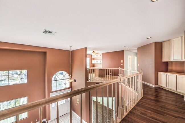 Building Photo - 3 Bed room Pool home in Desert Shores
