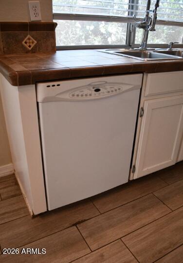 Building Photo - 1476 E Silver Creek Rd