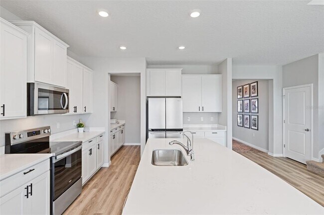 Building Photo - 3310 Amber Waves Dr