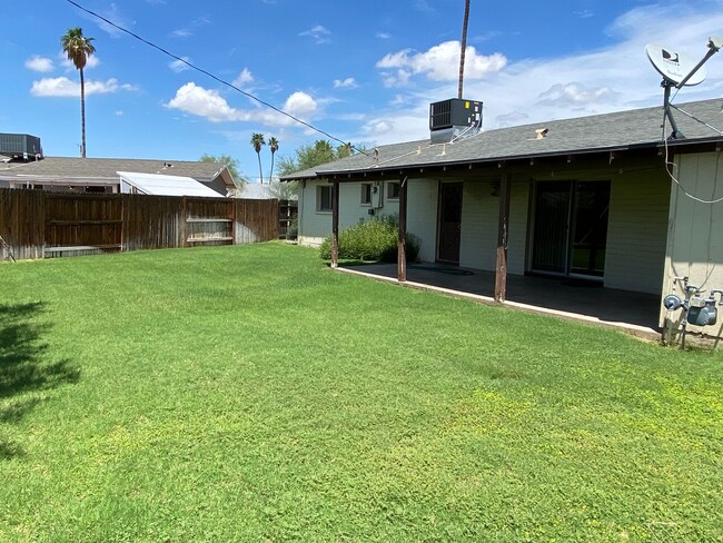 Building Photo - LANDSCAPING INCLUDED Tempe 3 Bed/ 1.75 Bath