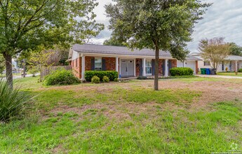 Building Photo - 4146 Longvale Dr