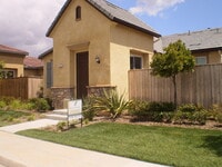 Building Photo - Fantastic 3 Bedroom/2 Bath Harlan Ranch Patio Home for Lease