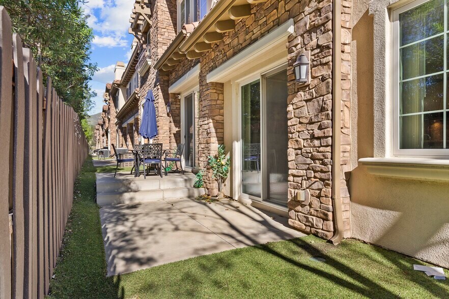 Building Photo - 11507 Verona Dr