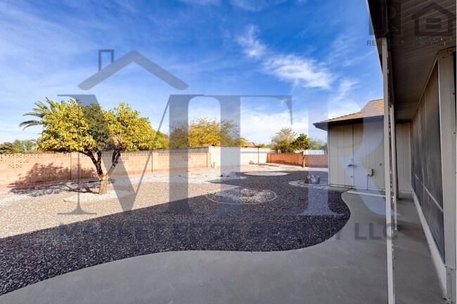 Building Photo - 3Bed/2Bath Home in 55+ Community in Sun Ci...