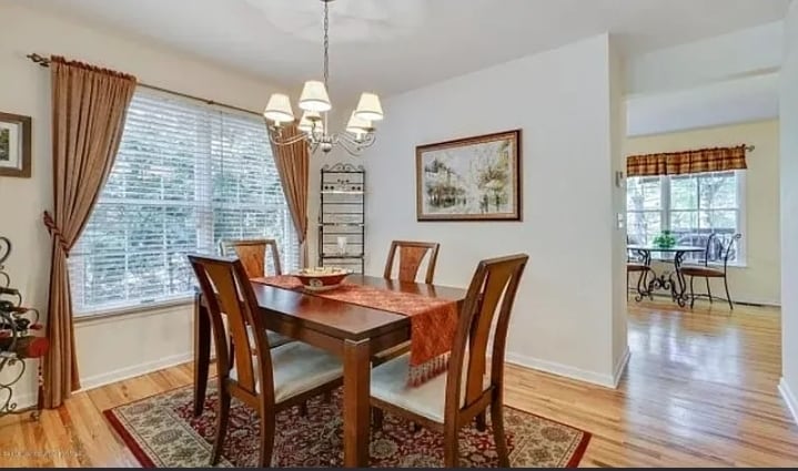 Building Photo - 8 Harrow Ln