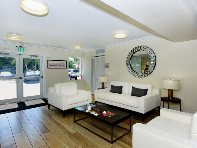 Building Photo - 2560 S Ocean Blvd