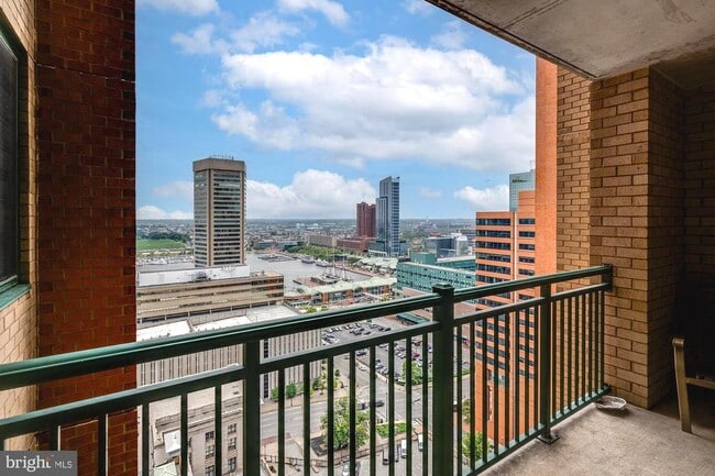 Building Photo - 414 Water St