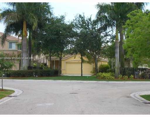 Building Photo - 894 Phoenix Way
