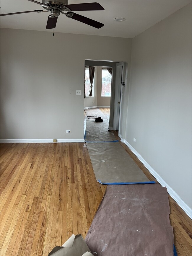 Building Photo - 8052 S Aberdeen St