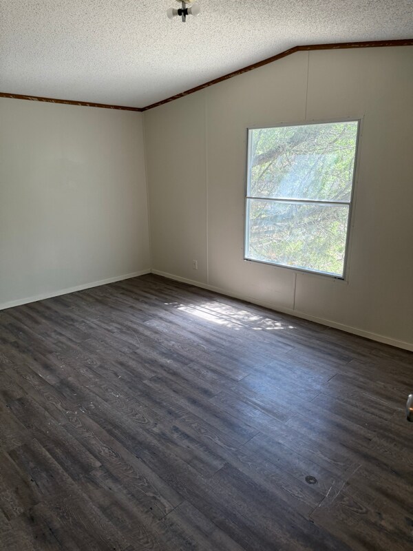 Building Photo - 865 Qappuella Dr