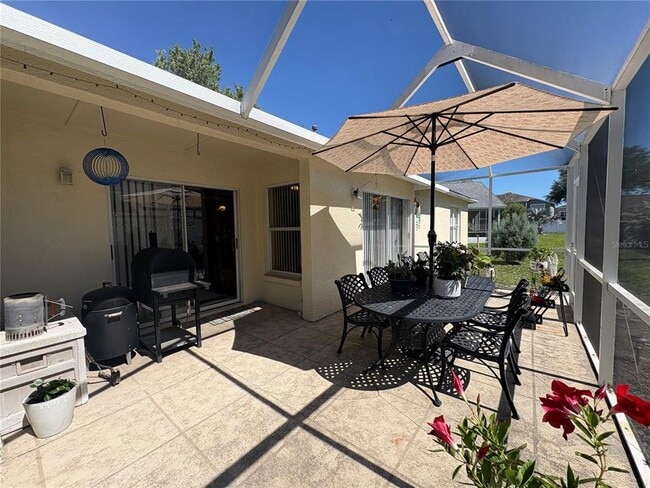 Building Photo - 17744 Esprit Dr