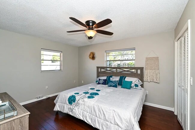 Building Photo - 210 40th Street Ct NW