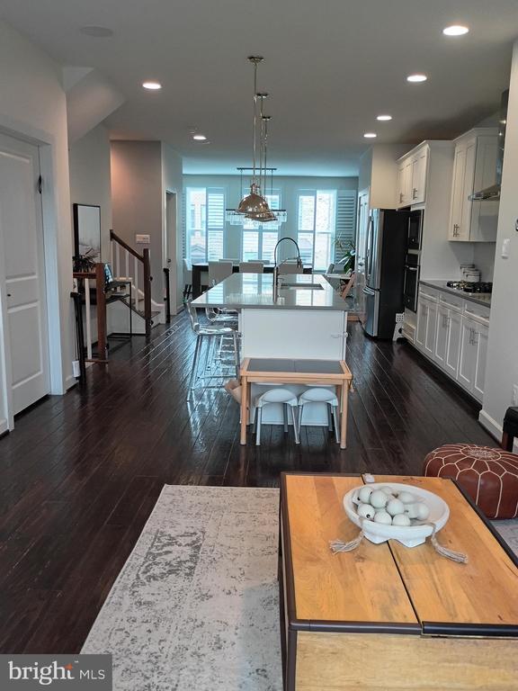 Building Photo - 3113 Sundrops Ct