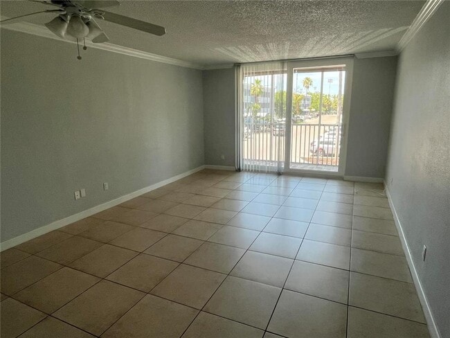 Building Photo - 2650 Coconut Bay Ln