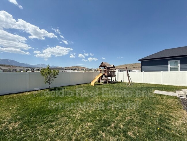 Building Photo - 7177 N Slick Rock Way