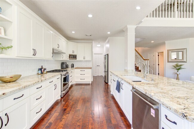 Building Photo - 12503 Whispering Sands Ct