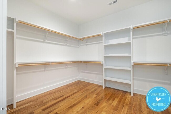 Building Photo - 1407 Sedgefield St