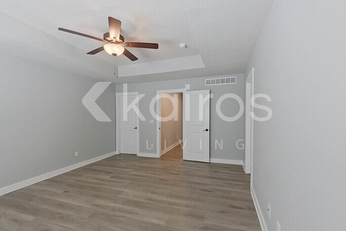 Building Photo - 6928 Holly Ct