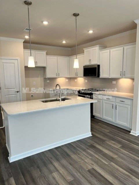 Building Photo - 315 Villanova Dr