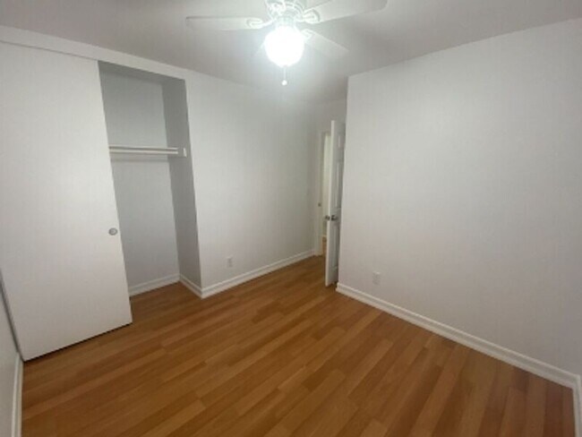 Building Photo - 7847 Bacadi Dr