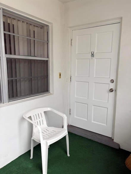 Building Photo - 98 Stratford H