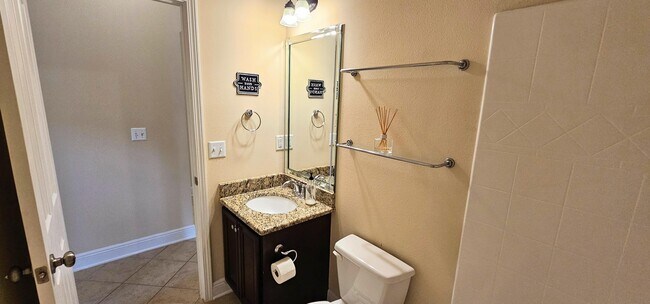 Building Photo - 181 Water Oaks Loop