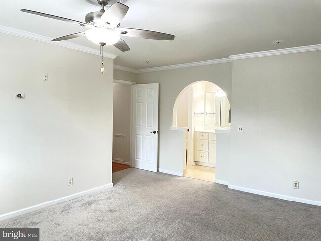 Building Photo - 5804 Inman Park Cir
