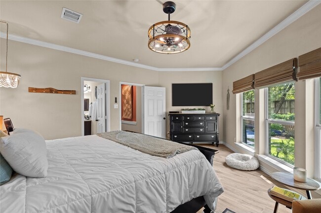Building Photo - 1408 S Friendswood Dr