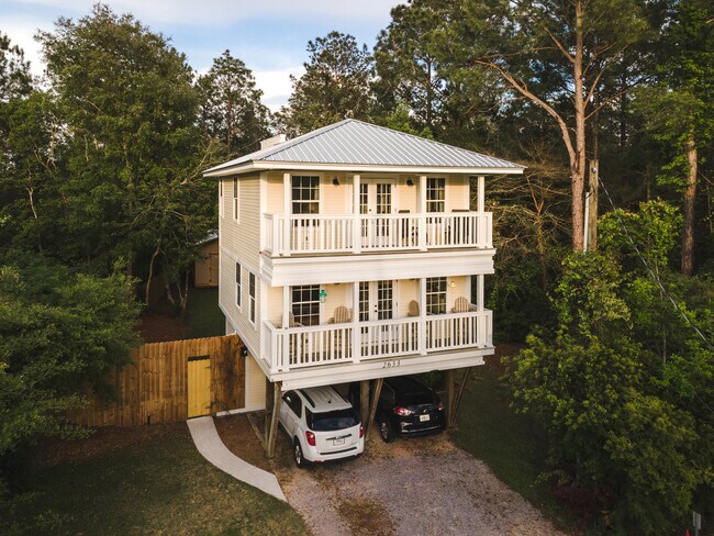 Primary Photo - 2633 Bay Grove Rd