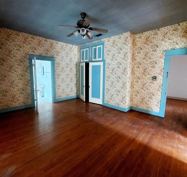 Building Photo - 123 Hudson Dr