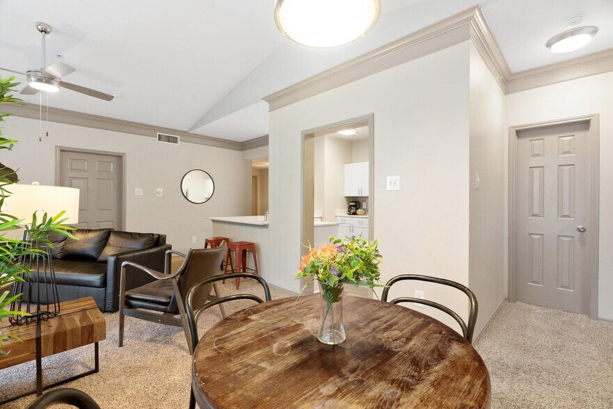 Building Photo - 12100 Metric Blvd