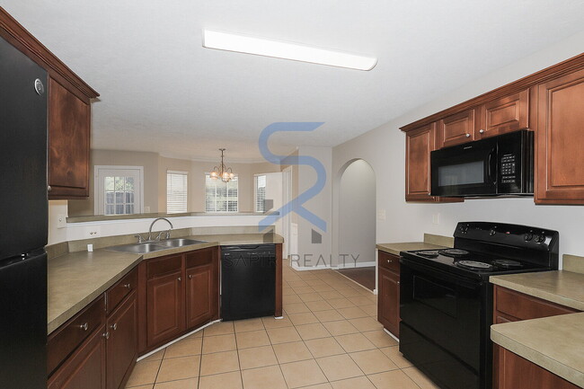 Building Photo - 655 Belle Grove Dr