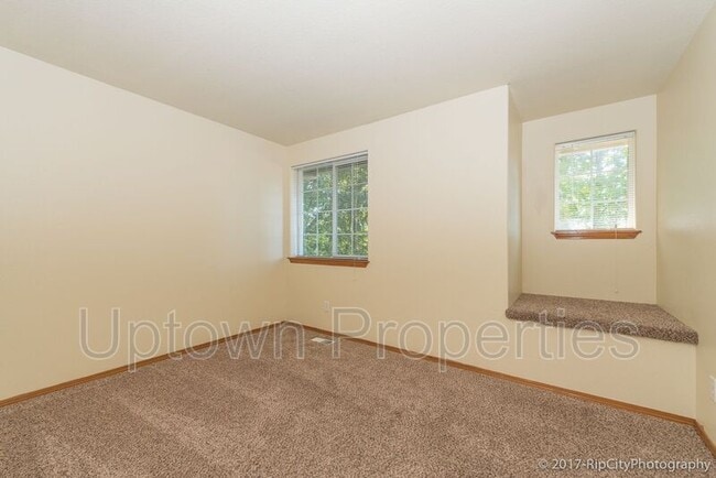Building Photo - 978 SW 208th Pl