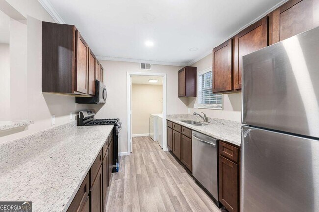 Building Photo - 103 Sterling Ct