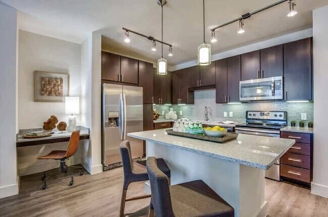 Building Photo - 2525 CityWest Blvd