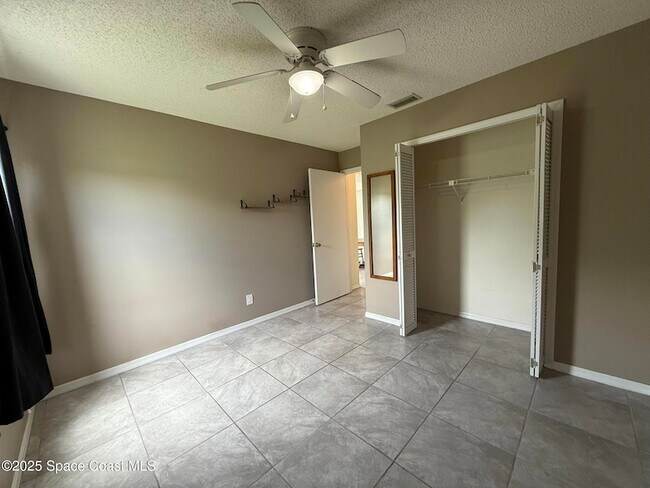 Building Photo - 3506 Egret Dr