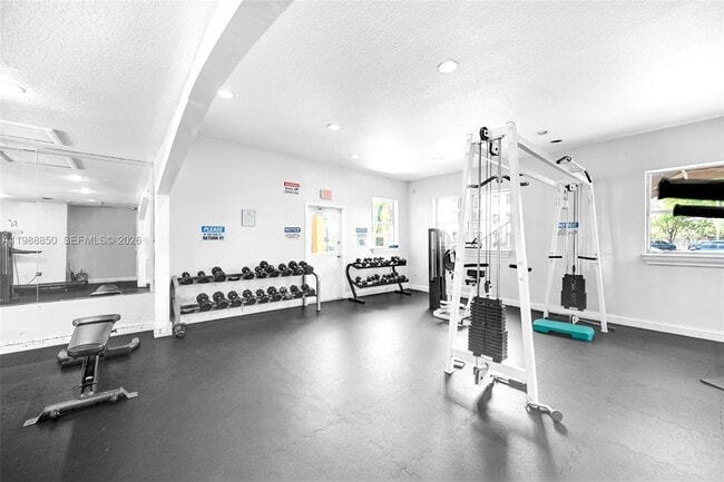 Building Photo - 8343 Lake Dr