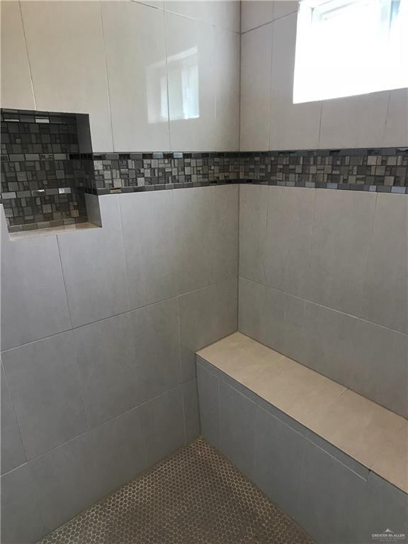 Building Photo - 27 N 51st St