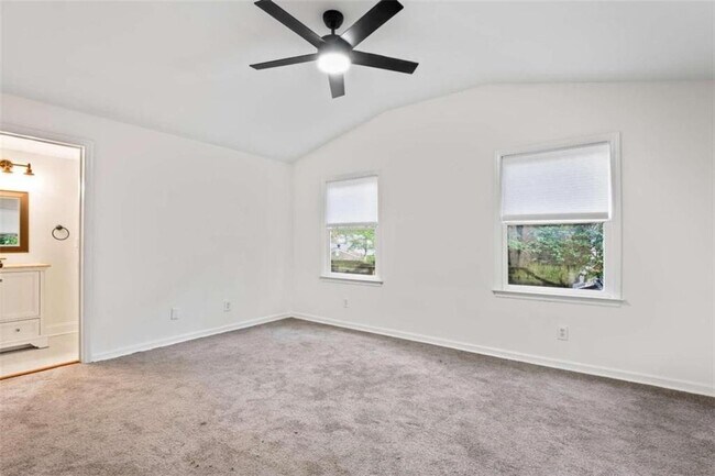 Building Photo - 2735 Defoors Ferry Rd NW