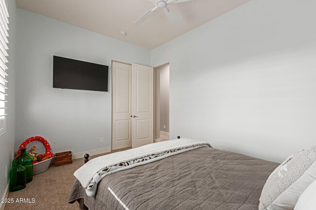 Building Photo - 17316 E Quail Track Rd