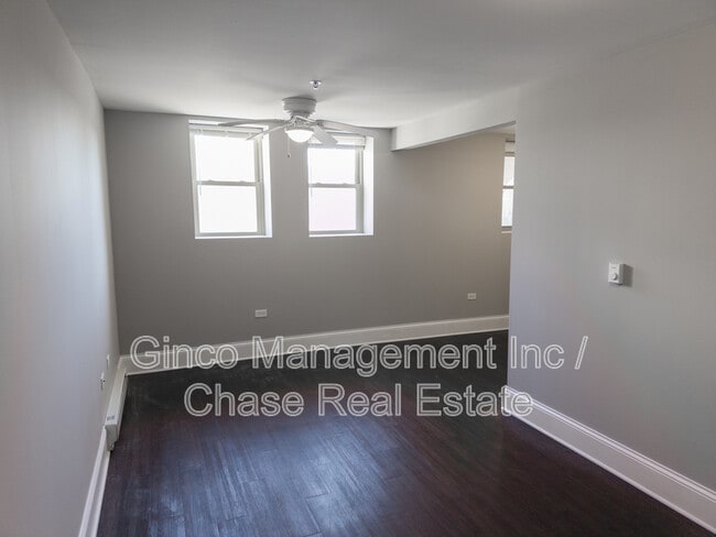 Building Photo - 115 N Hickory St