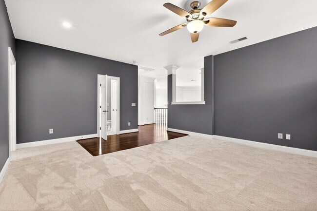 Building Photo - 6 Portrush Ct