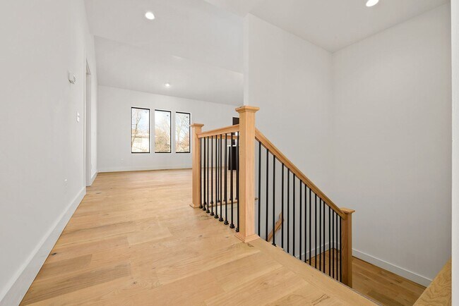 Building Photo - Lot 174