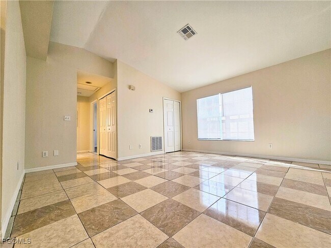 Building Photo - 4916 Leonard Blvd S