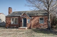 Building Photo - FOR LEASE | Tulsa | 2 Bed, 1 Bath Home - $...