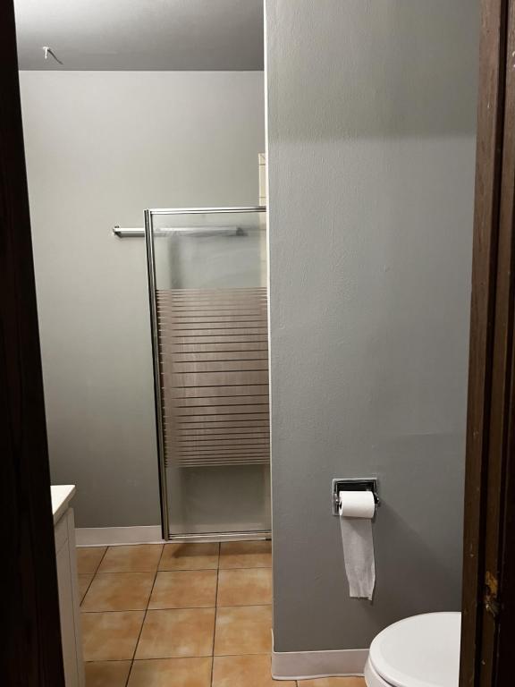 Building Photo - 5623 Santa Barbara Dr