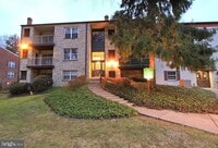 Building Photo - 414 Drummers Ln
