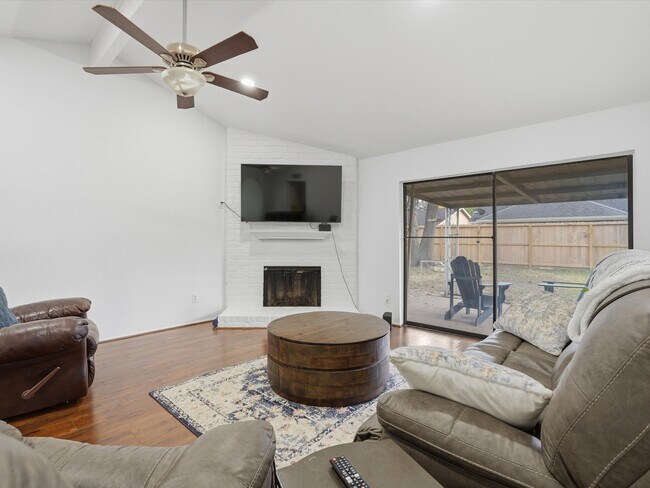 Building Photo - 22815 Carter Moir Ln