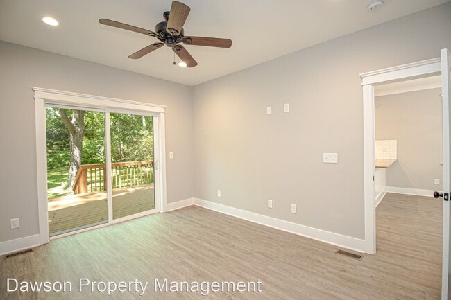 Building Photo - 3 br, 2.5 bath House - 712 Seldon Drive